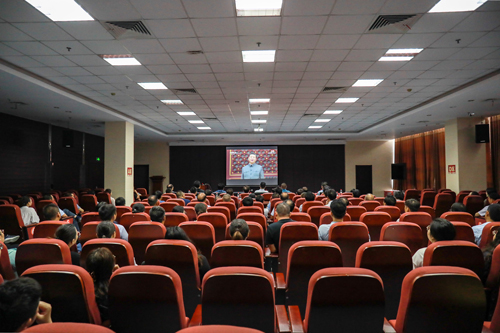 20210701湯溝酒業(yè)組織黨員集體觀看慶祝中國共產黨成立100周年大會-(1)